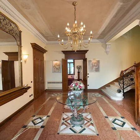 Paola Villa Sabbioncello